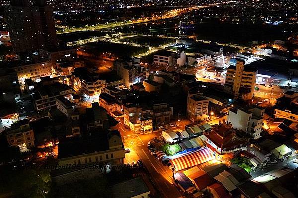 【羅東住宿推薦】村却國際溫泉酒店 一泊二食 #泡湯 #游泳池 #空中酒吧 #百萬夜景 親子住宿旅遊的好選擇 (41).JPG