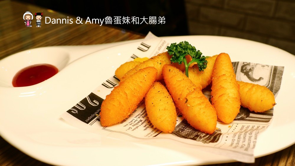 《竹北美食》Bingo賓果廚房。聚餐首選香草烤雞需提前預訂。平價鐵板海陸義大利麵排餐。健康薑黃燉飯。自助吧無限享用︱新竹喜來登飯店附近（影片）