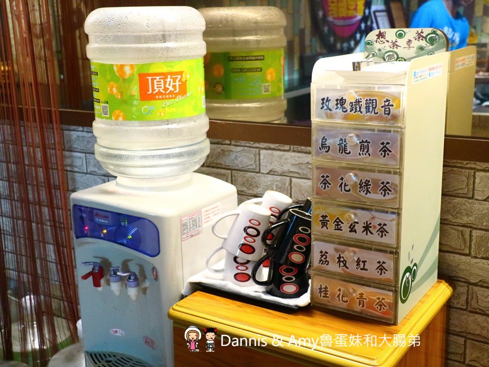 《竹北美食》Bingo賓果廚房。聚餐首選香草烤雞需提前預訂。平價鐵板海陸義大利麵排餐。健康薑黃燉飯。自助吧無限享用︱新竹喜來登飯店附近（影片）