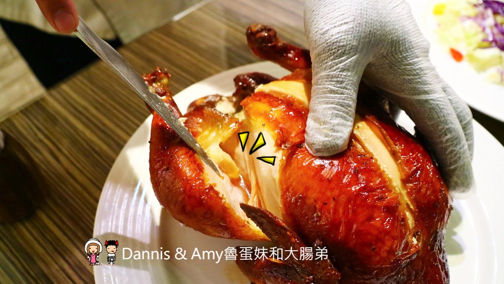 《竹北美食》Bingo賓果廚房。聚餐首選香草烤雞需提前預訂。平價鐵板海陸義大利麵排餐。健康薑黃燉飯。自助吧無限享用︱新竹喜來登飯店附近（影片）