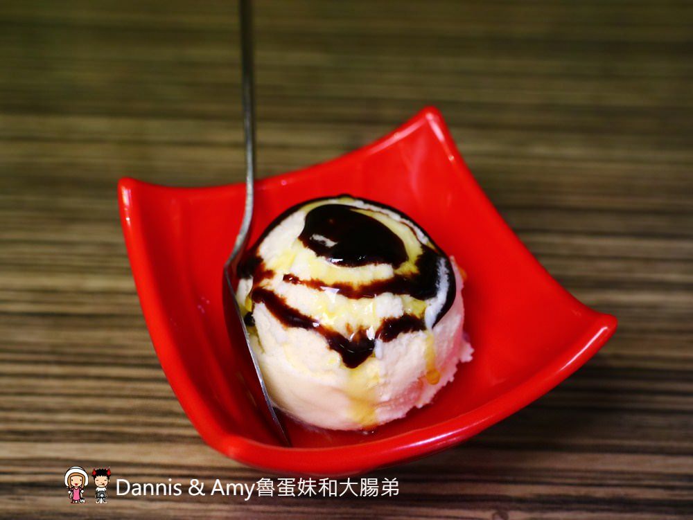 《竹北美食》Bingo賓果廚房。聚餐首選香草烤雞需提前預訂。平價鐵板海陸義大利麵排餐。健康薑黃燉飯。自助吧無限享用︱新竹喜來登飯店附近（影片）