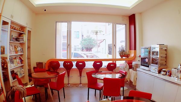 30547263_1763556610332218_272125515_o