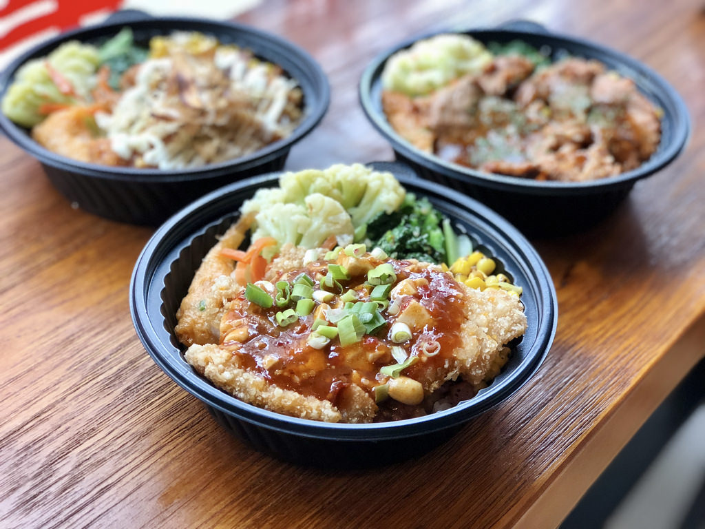 [台北松山] 台北便當推薦 / 吃膩了台鐵便當、池上便當來試試異國風味便當 / 弁當工場世大運選手指定便當 / 台北便當外送第一品牌