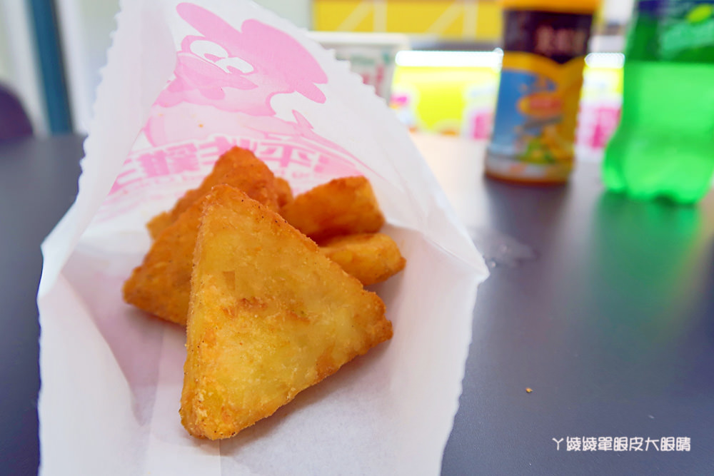 昌平炸雞王新竹南大店，新竹超人氣邪惡雞排！爆紅秘訣就是外皮酥脆鮮嫩多汁