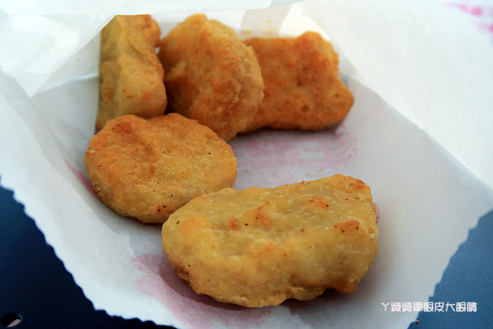 昌平炸雞王新竹南大店，新竹超人氣邪惡雞排！爆紅秘訣就是外皮酥脆鮮嫩多汁