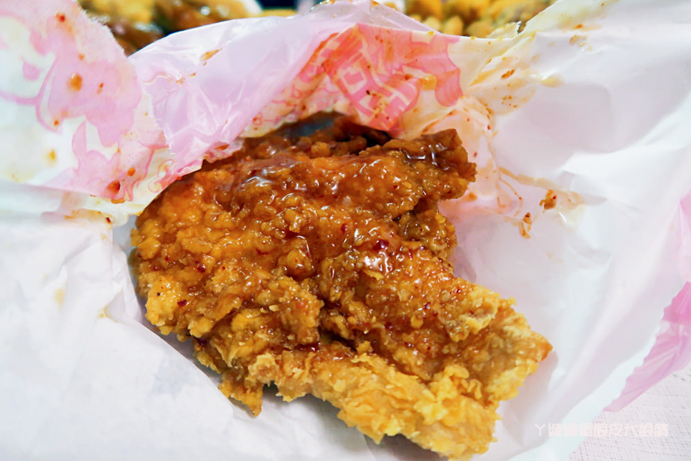 昌平炸雞王新竹南大店，新竹超人氣邪惡雞排！爆紅秘訣就是外皮酥脆鮮嫩多汁