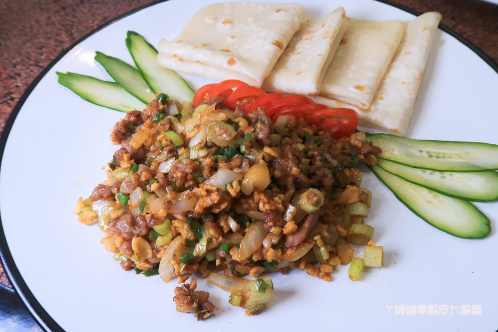 新竹美食推薦！長城小館回來了！你吃過一片片的麵嗎？超好吃的西北寧夏料理