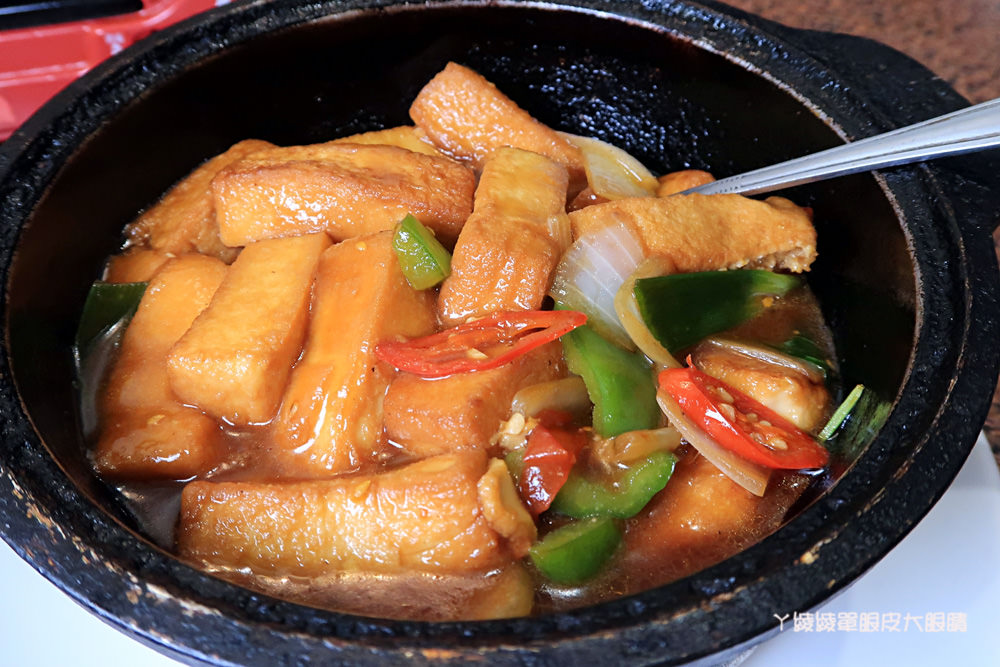 新竹美食推薦！長城小館回來了！你吃過一片片的麵嗎？超好吃的西北寧夏料理