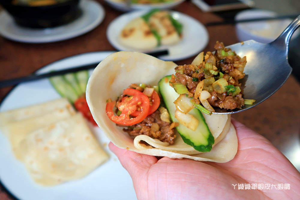 新竹美食推薦！長城小館回來了！你吃過一片片的麵嗎？超好吃的西北寧夏料理
