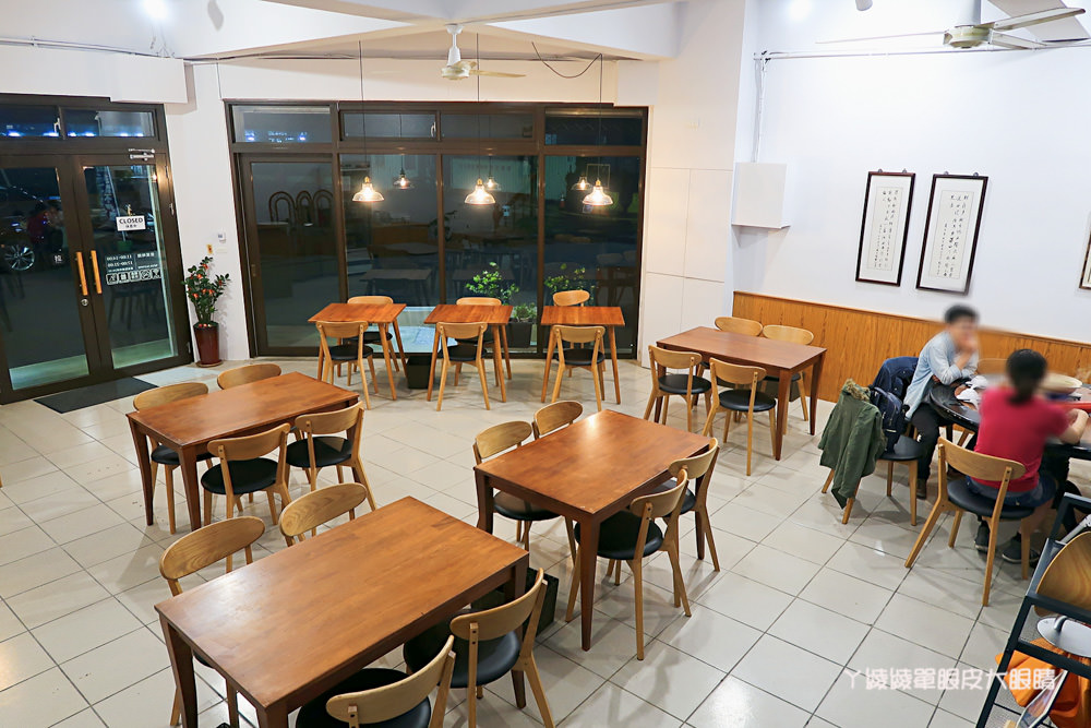 新竹美食推薦！長城小館回來了！你吃過一片片的麵嗎？超好吃的西北寧夏料理