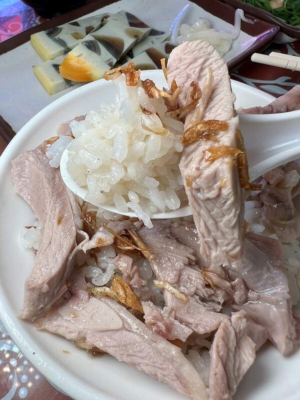 【台灣，嘉義市，東區】在嘉義，每個人都有自己的火雞肉飯排行榜；阿宏師火雞肉飯NO.1。（