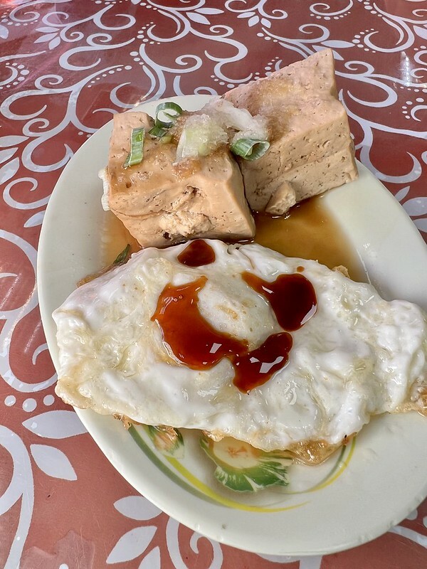 【台灣，嘉義市，東區】在嘉義，每個人都有自己的火雞肉飯排行榜；阿宏師火雞肉飯NO.1。（