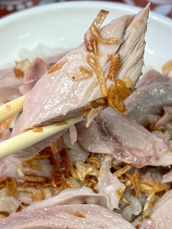 【台灣，嘉義市，東區】在嘉義，每個人都有自己的火雞肉飯排行榜；阿宏師火雞肉飯NO.1。（