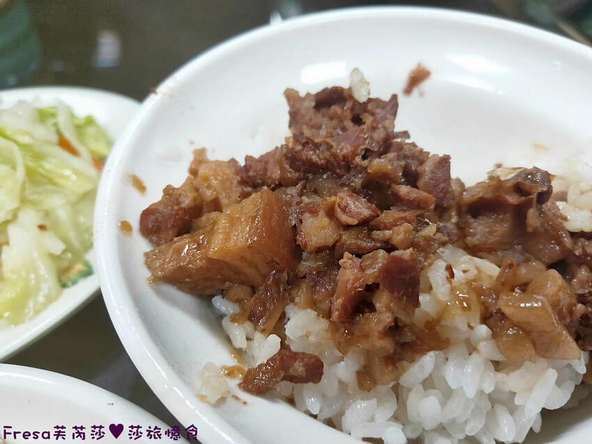 嘉義小吃【阿宏師火雞肉飯】在地人推薦火雞肉飯.雞油飯Q油蔥香!魯肉油香超滑嫩好吃│火雞肉片飯賣完為止│