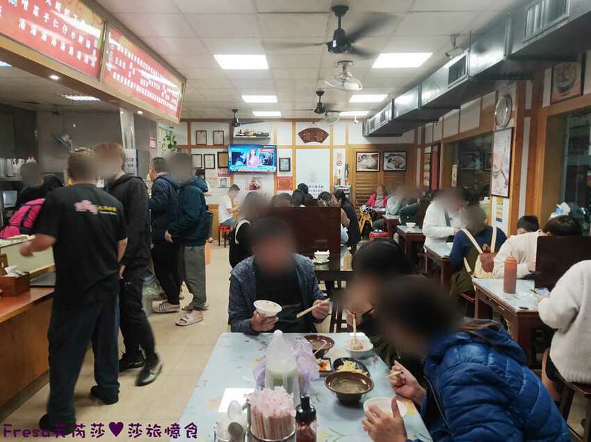 嘉義小吃【阿宏師火雞肉飯】在地人推薦火雞肉飯.雞油飯Q油蔥香!魯肉油香超滑嫩好吃│火雞肉片飯賣完為止│