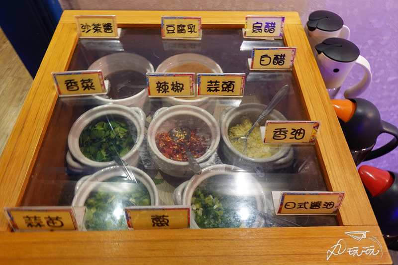 【椒貴妃麻辣鍋】眷村改造歐風平房,香辣湯頭新鮮食材美味推薦