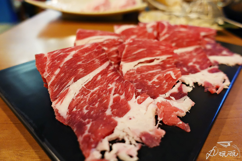 【椒貴妃麻辣鍋】眷村改造歐風平房,香辣湯頭新鮮食材美味推薦