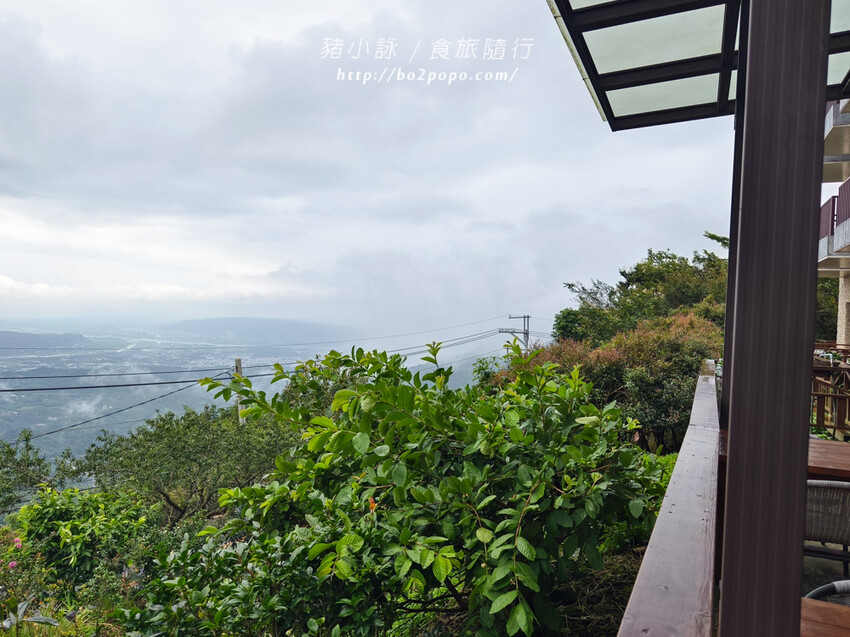 南投。竹山》望際回家。地點略偏僻但有著無敵夜景的居家型民宿