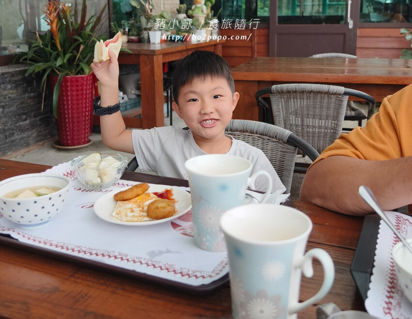 南投。竹山》望際回家。地點略偏僻但有著無敵夜景的居家型民宿