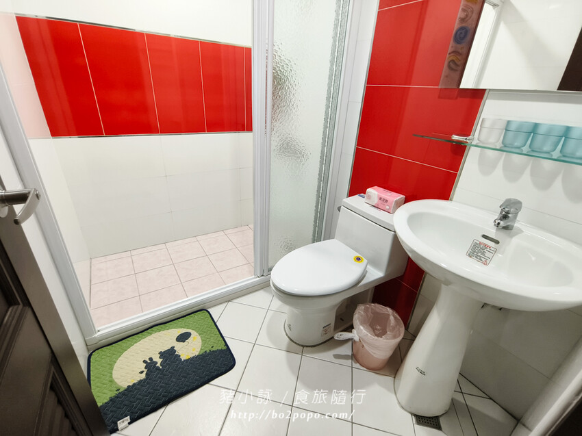 南投。竹山》望際回家。地點略偏僻但有著無敵夜景的居家型民宿