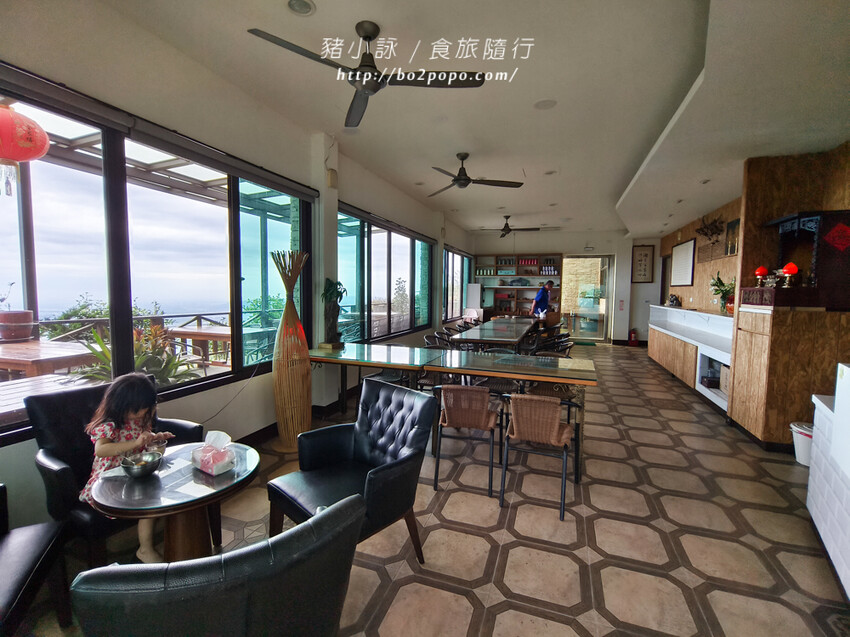 南投。竹山》望際回家。地點略偏僻但有著無敵夜景的居家型民宿