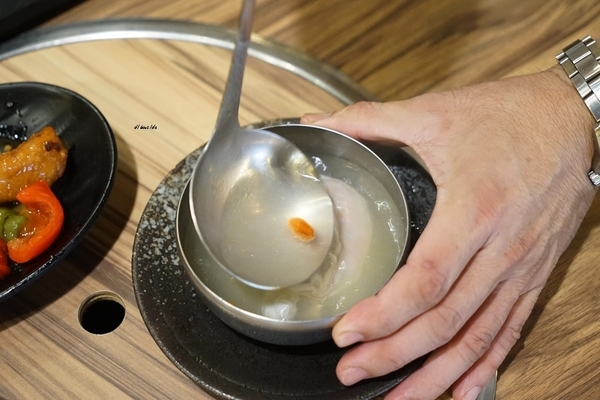 阿源私房菜:老饕私藏 向上市場30年的好味道 極品閹雞超好吃 阿源私房菜