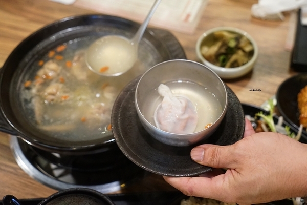 阿源私房菜:老饕私藏 向上市場30年的好味道 極品閹雞超好吃 阿源私房菜