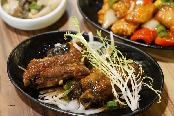 阿源私房菜:老饕私藏 向上市場30年的好味道 極品閹雞超好吃 阿源私房菜