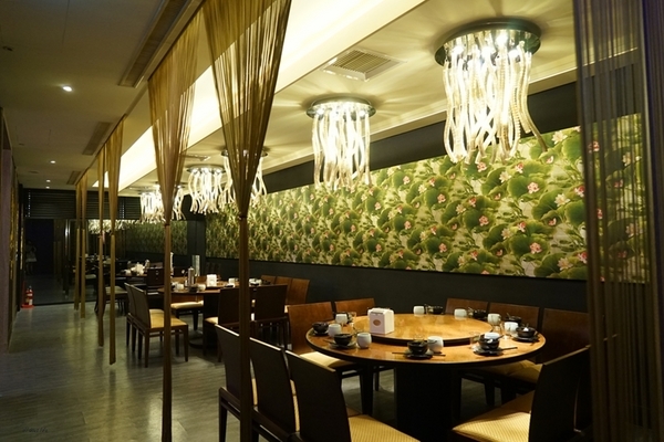 阿源私房菜:老饕私藏 向上市場30年的好味道 極品閹雞超好吃 阿源私房菜