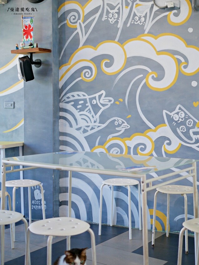 芒果季開跑『小琉球冰箱冰舖』有著滿滿店貓陪伴的療癒系芒果雪花冰吃起來!小琉球美食|小琉球冰店|屏東美食 - 曼達愛吃鬼