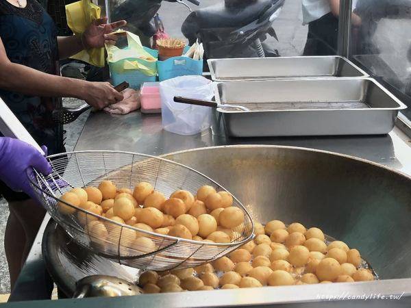 紅心地瓜球(大里總店)：台中美食│紅心地瓜球〃台中必吃地瓜球！網友強力推薦，大顆又好吃，兩包50超划算～