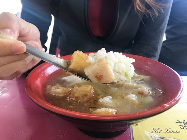 阿豹香腸攤：【澎湖美食】在地兩大黑輪攤大比拚，來馬公到底該吃哪一家！？