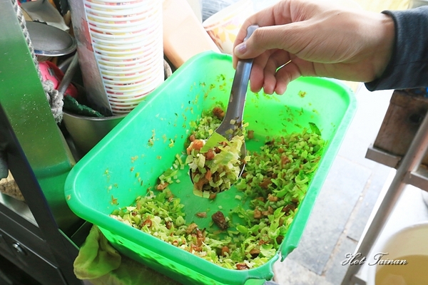 阿豹香腸攤：【澎湖美食】在地兩大黑輪攤大比拚，來馬公到底該吃哪一家！？