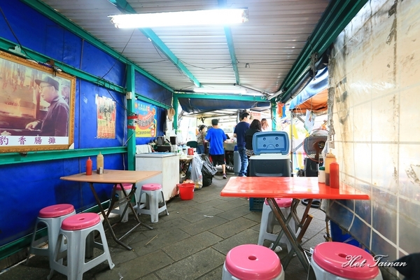 阿豹香腸攤：【澎湖美食】在地兩大黑輪攤大比拚，來馬公到底該吃哪一家！？