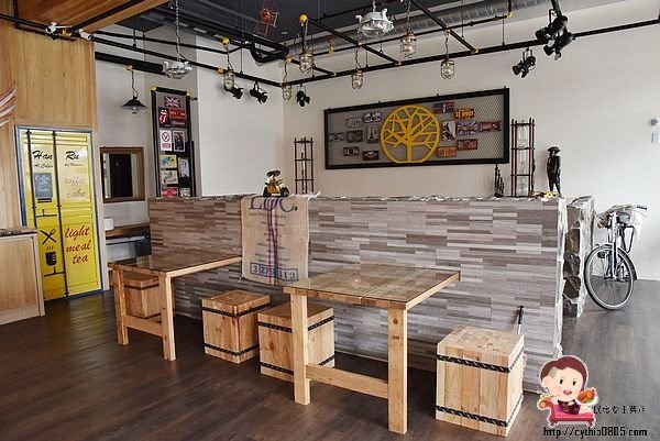 桃園龍潭美食-罕如藝術咖啡-變形金剛排排站,重機車友咖啡廳品嚐咖啡香 @民宿女王芽月-美食.旅遊.全台趴趴走