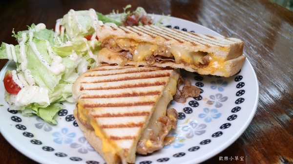 伍伍零-咖啡與餐:【台北美食】伍伍零-咖啡與餐,一起到花園用餐吧@捷運芝山站 伍伍零-咖啡與餐:【台北美食】伍伍零-咖啡與餐,一起到花園用餐吧@捷運芝山站