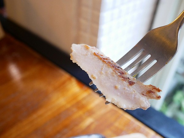 伍伍零-咖啡與餐：伍伍零-咖啡與餐-台北芝山站巷弄內精緻好店  從裝潢、服務到餐點  都是值得再訪的好店