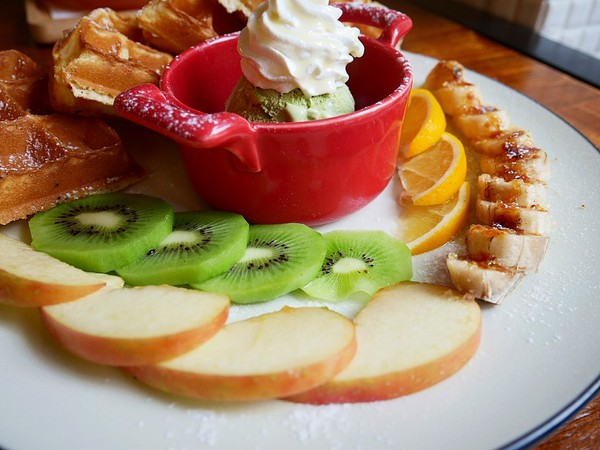 伍伍零-咖啡與餐：伍伍零-咖啡與餐-台北芝山站巷弄內精緻好店  從裝潢、服務到餐點  都是值得再訪的好店