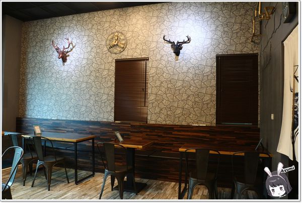 享。拾光 Fun time：[食記]►台中西屯區◄享。拾光 fun time隱身在高級社區中的精緻早午餐店／早安！紐約克／黃金奶香燻鮭義大利麵