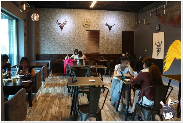 享。拾光 Fun time：[食記]►台中西屯區◄享。拾光 fun time隱身在高級社區中的精緻早午餐店／早安！紐約克／黃金奶香燻鮭義大利麵