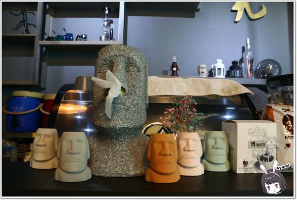 享。拾光 Fun time：[食記]►台中西屯區◄享。拾光 fun time隱身在高級社區中的精緻早午餐店／早安！紐約克／黃金奶香燻鮭義大利麵