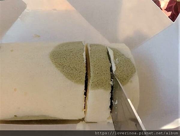 ［生乳捲控必吃］金帛 ［夏日檸檬生乳蛋糕卷］-酸甜滋味，回味無窮，裡面還藏了ㄧ座［富士山］！創意生乳捲