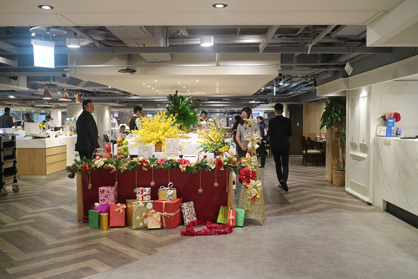 《名人會》港點、海鮮吃到飽千元有找,台北市美食自助百匯