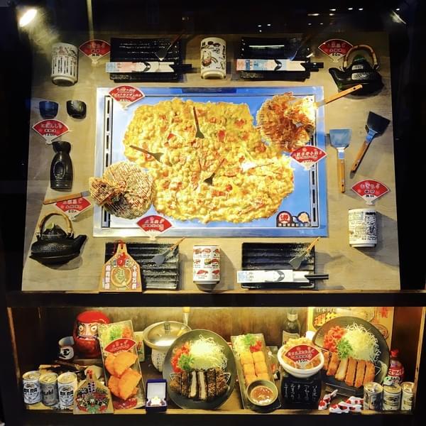 愛夏子あいさつ 樹林店:(台南。中西區)『愛夏子』台南一級棒的大阪燒名店,另有廣島燒,東京文字燒,讓您一次體驗日本三大名燒,『墨魚厚切豬排』也超好吃!『愛夏子。樹林店』