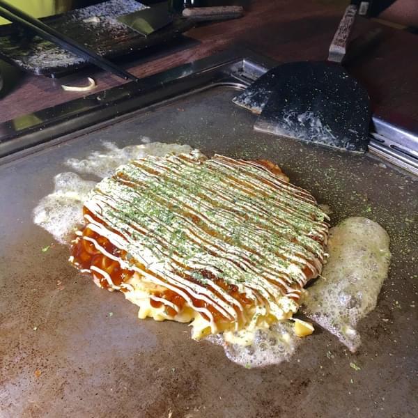 愛夏子あいさつ 樹林店:(台南。中西區)『愛夏子』台南一級棒的大阪燒名店,另有廣島燒,東京文字燒,讓您一次體驗日本三大名燒,『墨魚厚切豬排』也超好吃!『愛夏子。樹林店』