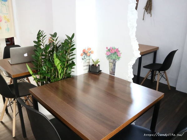 好豆堂商號：台中美食│好豆堂商號〃好吃豆乳冰在這裡！還有芋頭控必點的芋頭牛奶冰，裡頭不只芋頭喔~