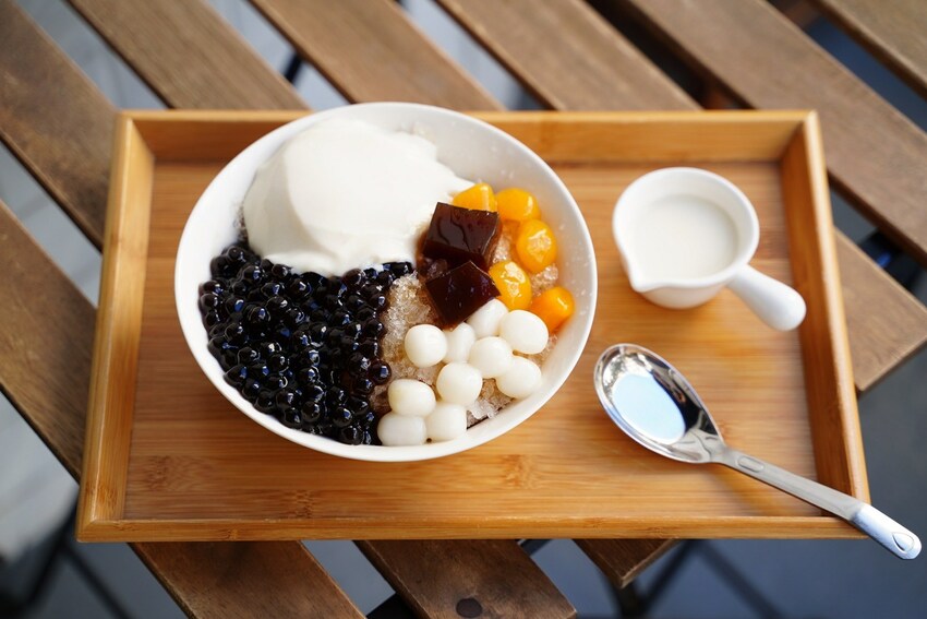 【好豆堂商號】台中豆花冰品店推薦，冬季限定「草莓牛奶豆乳冰」強勢回歸！必加點手工草莓凍～ - 阿華田的美食日記