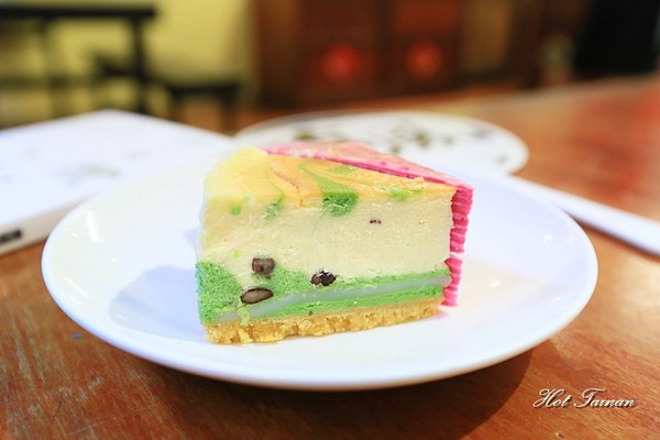 麗洋手作伴手禮：【澎湖美食】觀光客必訪，在地人也逃不出魔掌的伴手禮店！全台獨賣仙人掌千層蛋糕