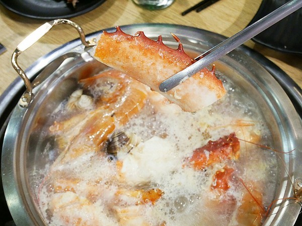 好客燒烤(嘉義秀泰店):好客燒烤(嘉義門市)-嘉義西區吃到飽燒烤 肉品選擇多 吃好吃巧一次擁有 是約會聚餐的好選擇