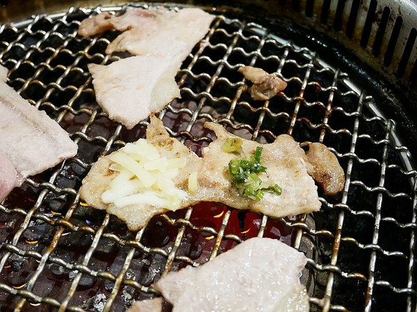 好客燒烤(嘉義秀泰店):好客燒烤(嘉義門市)-嘉義西區吃到飽燒烤 肉品選擇多 吃好吃巧一次擁有 是約會聚餐的好選擇